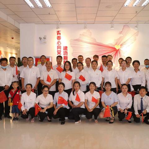 融情交流，学习成长——记三十八团学校党支部主题党日暨民族团结一家亲活动