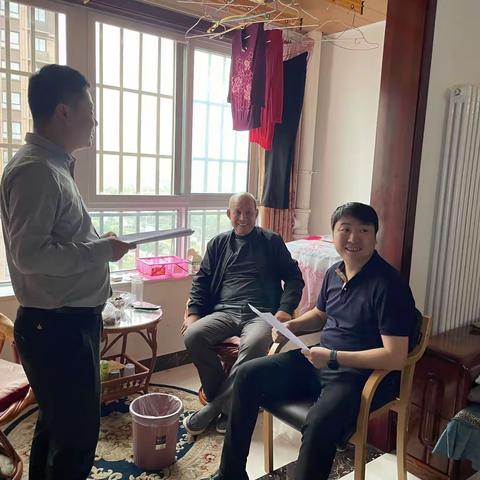 面对面倾听民声，心贴心为民解忧