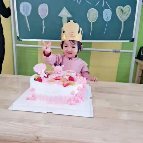 祝艺涵宝贝三岁生日快乐🎂