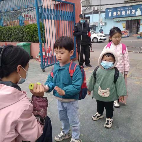 安全在心 教育在行一一中州幼儿园安全教育活动