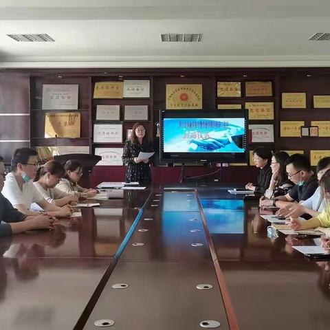 团队参与共发展，共研共生共成长—伊宁市朱淑荣初中数学教学能手培养工作室启动仪式