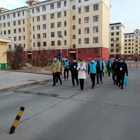 志愿服务进社区  暖心服务为人民