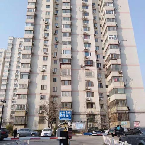 千佛山社区开展创城环境整治 提升城市文明形象