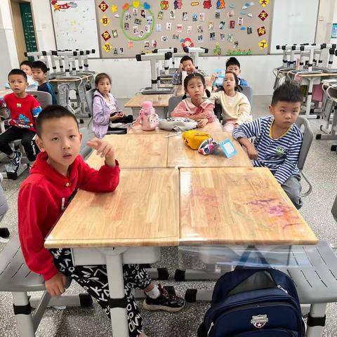 致2022年秋湘府英才益清小学的小小科学家们