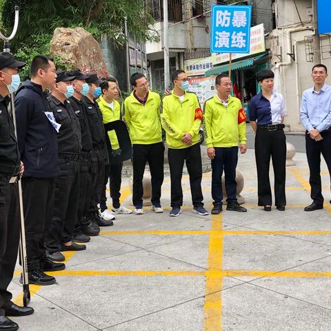 反恐防暴演练，共筑安全防线                   ———湛江市第十九小学反恐防暴应急演练