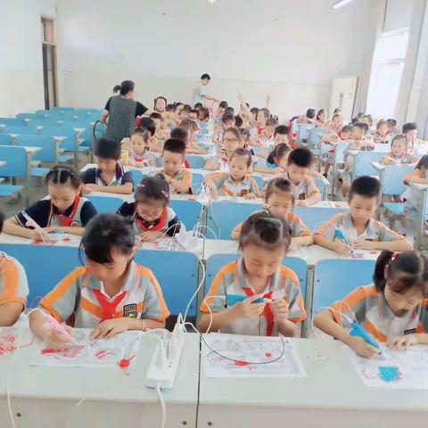 明招小学第二次3D 益绘打印画开始啦！