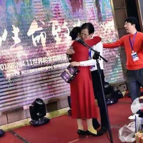 《向生命致敬》报告文学（六）