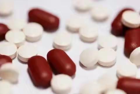 发烧了一定要用退烧药吗？除了布洛芬，我们还可以选择哪些解热镇痛药？