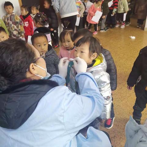 童趣幼儿园健康体检