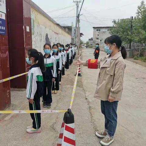 庞寨乡纸坊完小复学一日常规