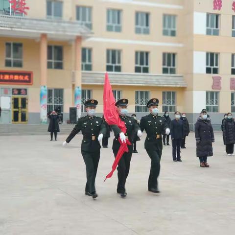 特克斯县第五小学“喜迎国庆 欢度中秋”主题教育活动