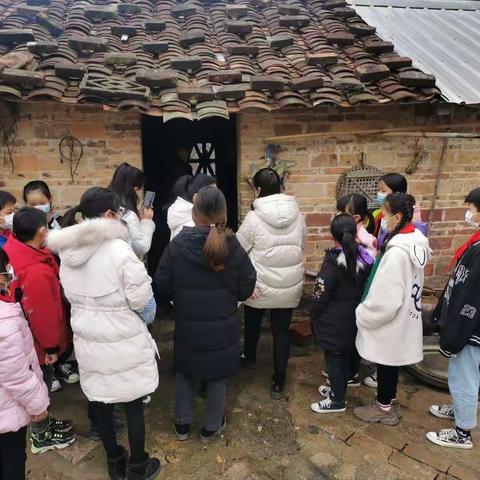 走访慰问五保户，真情关爱暖人心活动
