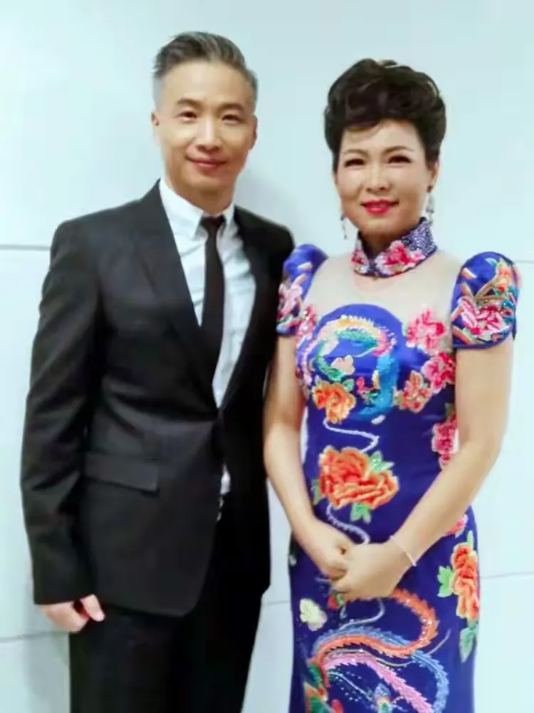 江阴锡剧团,徐惠国家一级演员,师从著名表演艺术家梅兰珍阅读 2