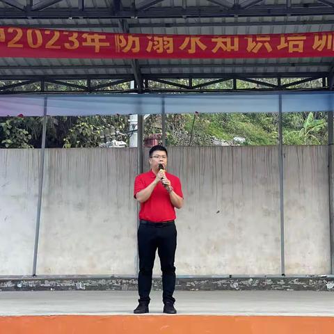 不啻微茫，造炬成阳——天峨县高级中学高二年级5月联考表彰大会