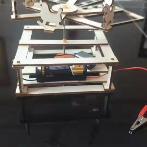 小小科学实验：旋转木马