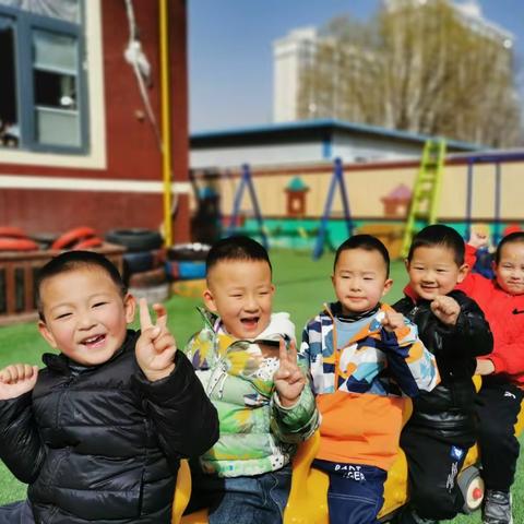 【墅之堡幼儿园】—中六班之“时光有你，童心如许”第5周🌱