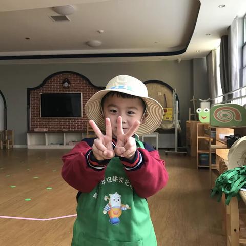 驼峰幼儿园小一班春游活动照片