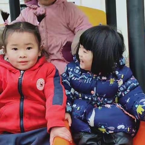 童年是一条五彩的河，童年是一道七彩的路，童年是一座善良的桥，童年是一本精彩的书。🤗🤗