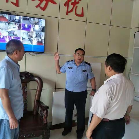 崮山派出所开展养老院消防检查行动