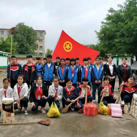 大岭初中开展“争当践行社会主义核心价值观先行者”为主题的系列活动