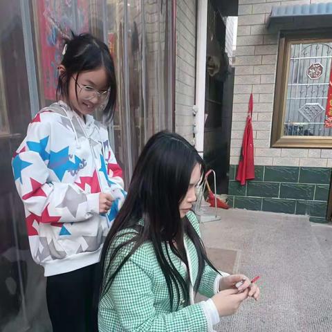 幸福三八节 感恩三月梁寨小学“三八”妇女