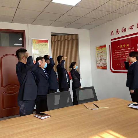 仁风支行积极开展“宪法宣传周”活动