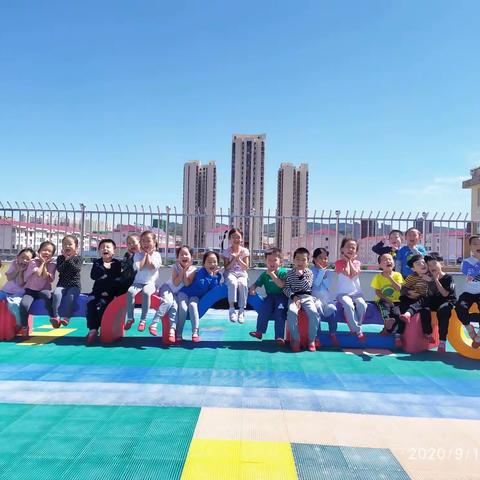 能不能不要说再见——2021年四通一轩幼儿园苗苗二班毕业典礼🎓