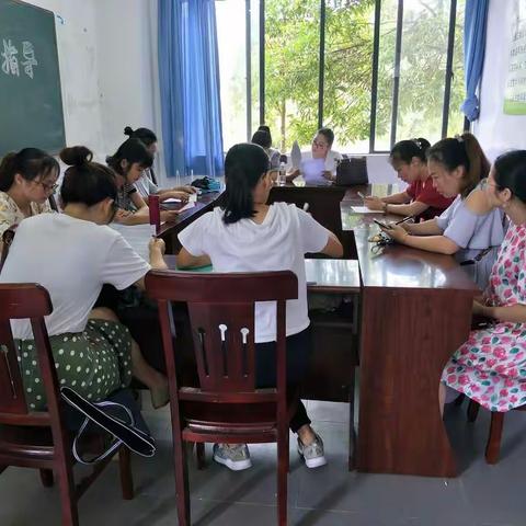 记2020年10月教学节生物教研组活动。