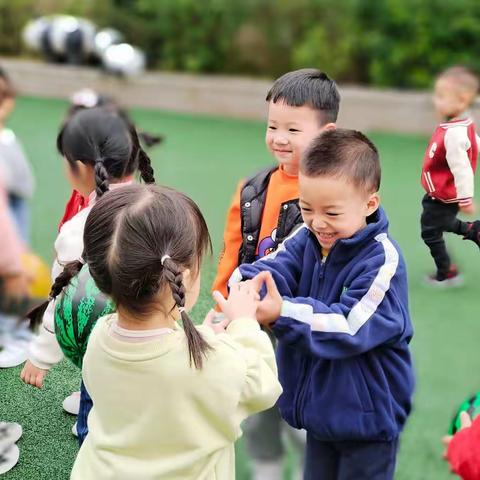 十一月家园直通车——实幼西河里园区小二班