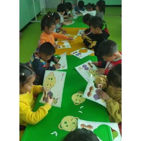 第二实验小学附属幼儿园十四周精彩沉淀 母亲节到来之际，祝所有妈妈母亲节快乐！