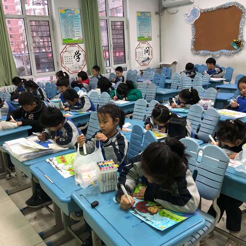 丛台区育华小学一年级简笔画社团活动成果展示