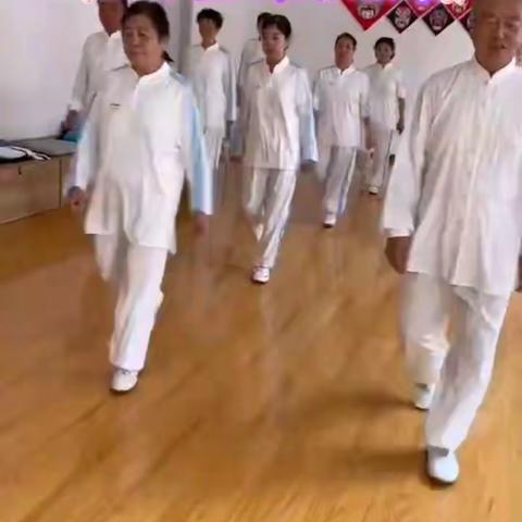 庆祝“七一”太极拳表演预演