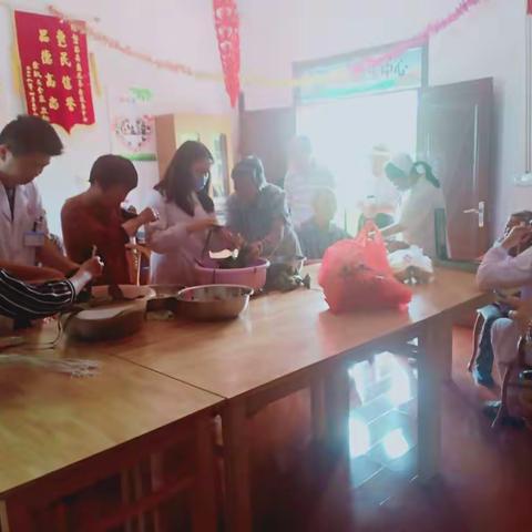 情系端午，关爱老人，惠民养老服务中心医养结合医生繁昌县荻港医院繁昌分院送温暖活动。