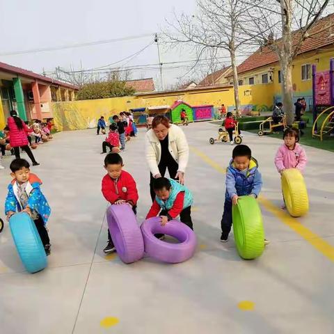 快乐游戏，健康成长——大码头镇码后幼儿园小班户外游戏活动 - 美篇