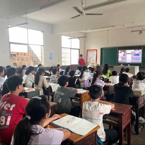 客服中心（计量中心）安全用电护成长