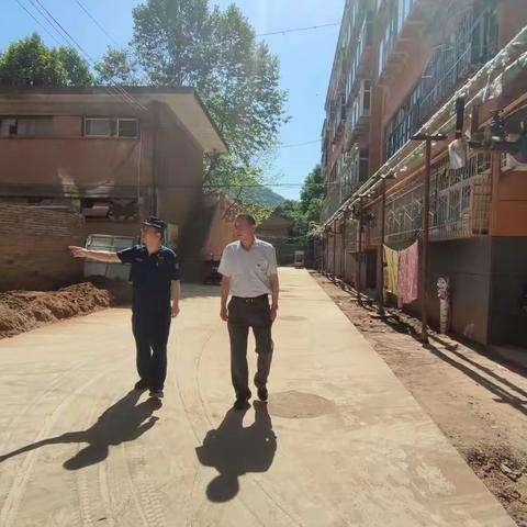 金台大队对辖区老旧小区开展消防安全检查整治工作