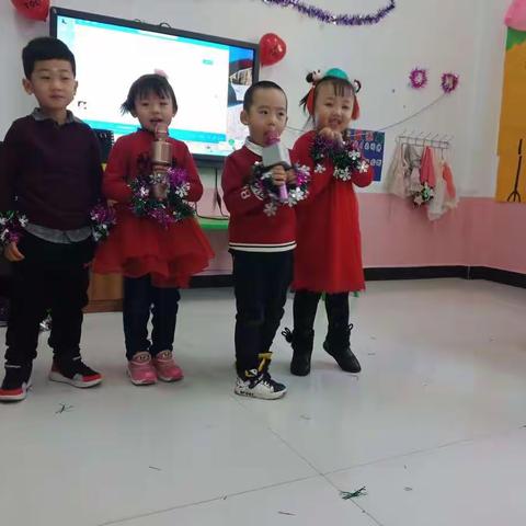 小一班新年联欢会