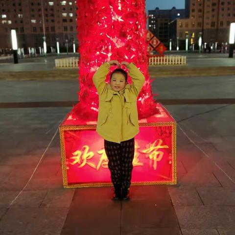 宁武县实验小学一（1）班房星妤丰富多彩的假期生活