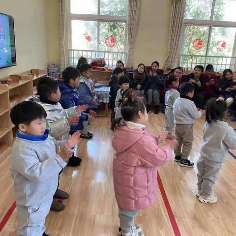 世纪花园幼儿园——教学成果展及制作灯笼🏮