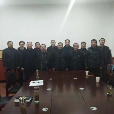 离开三尺讲台，活出另一番精彩