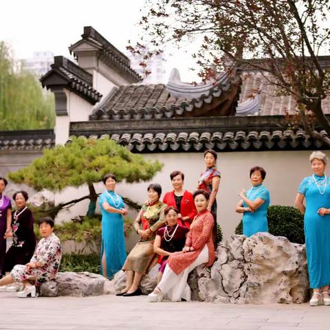 西清红叶模特艺术团训练花絮