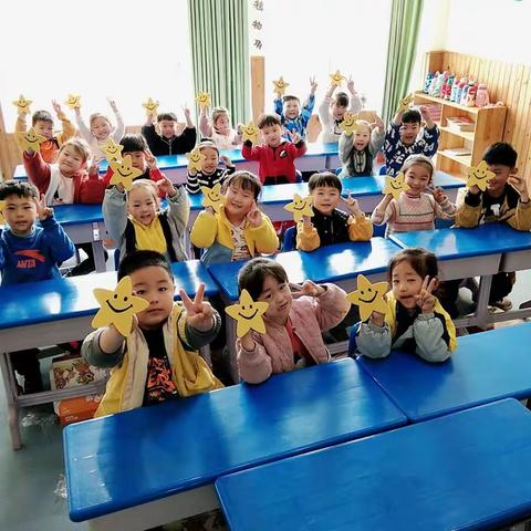 阳光雨露幼儿园《家长陪餐日》——幸福树班