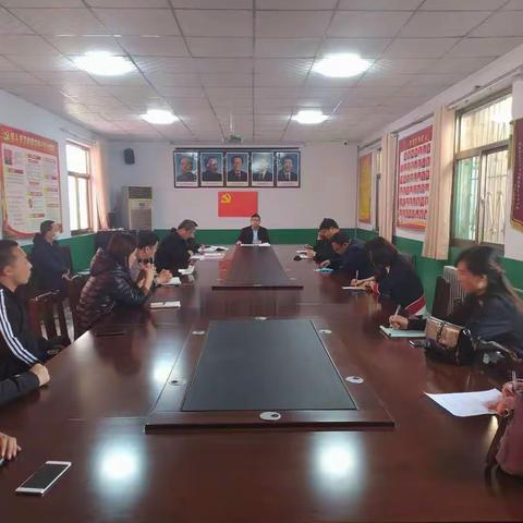 线下家访聚合力   线上教学齐努力——二中八年级家访助力网课