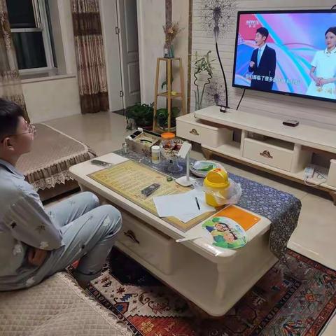 劳动磨砺品格，奋斗成就梦想——阳泉六中组织学生观看2022年《开学第一课》纪实