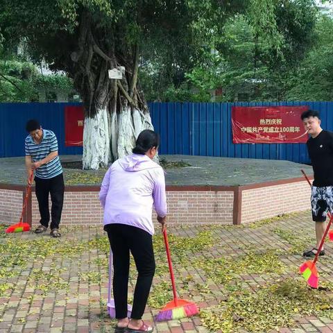 马坡村开展爱国卫生整治活动