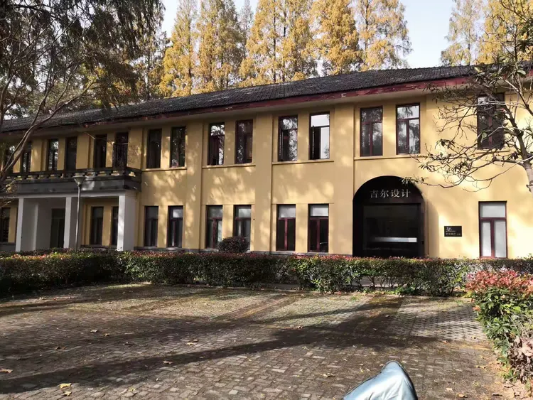 为此军统和中统在全国各地设置了许多秘密监