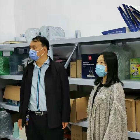 新区街道办事处疫情防控指挥部副主任张政一行到聊城第五中学查看初三开学情况