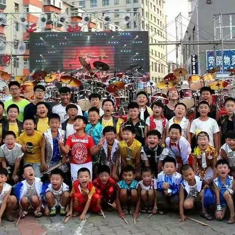 朝阳大成艺校架子鼓教师（常佳鑫）招生火热报名中
