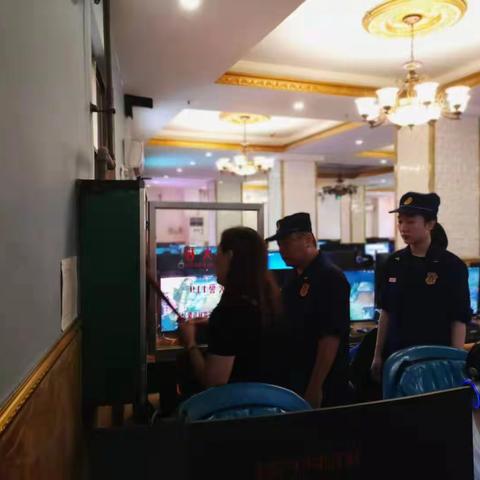 琼山大队开展消防安全错时检查——确保群众欢度中秋佳节