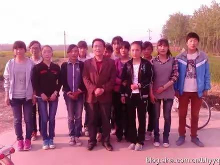 一张老照片   一段师生情